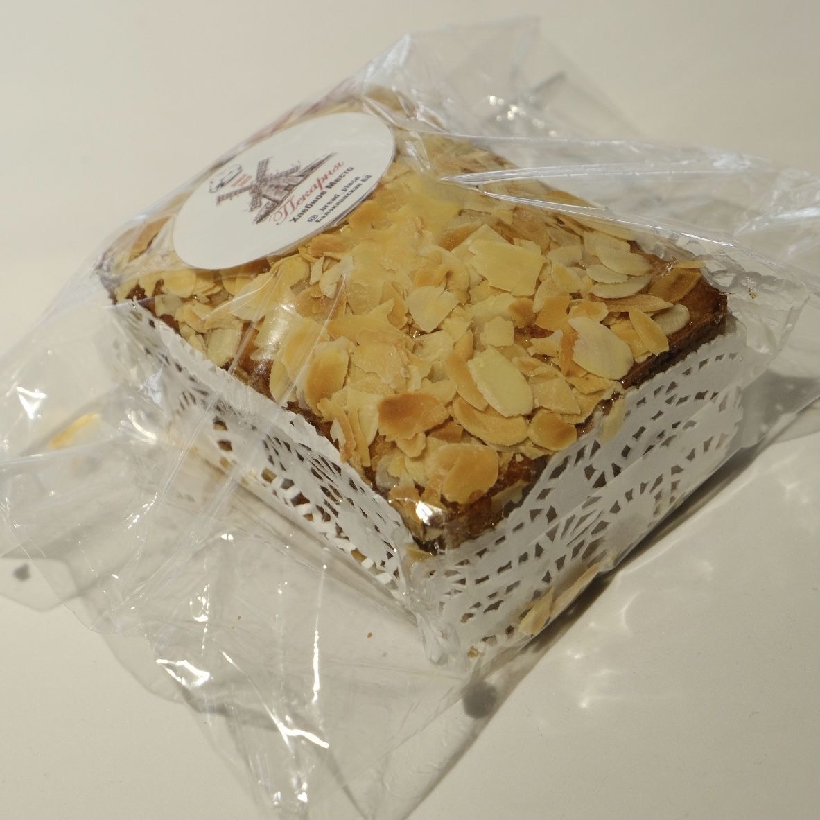 Кекс миндальный 